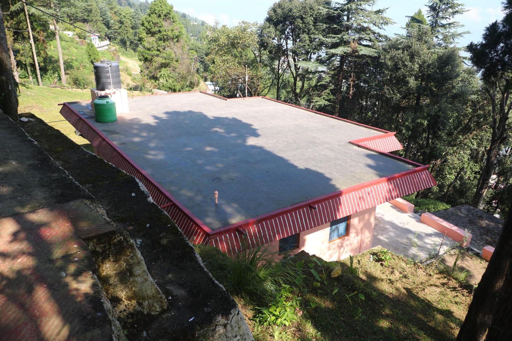 The Deodar Inn Pauri Екстер'єр фото