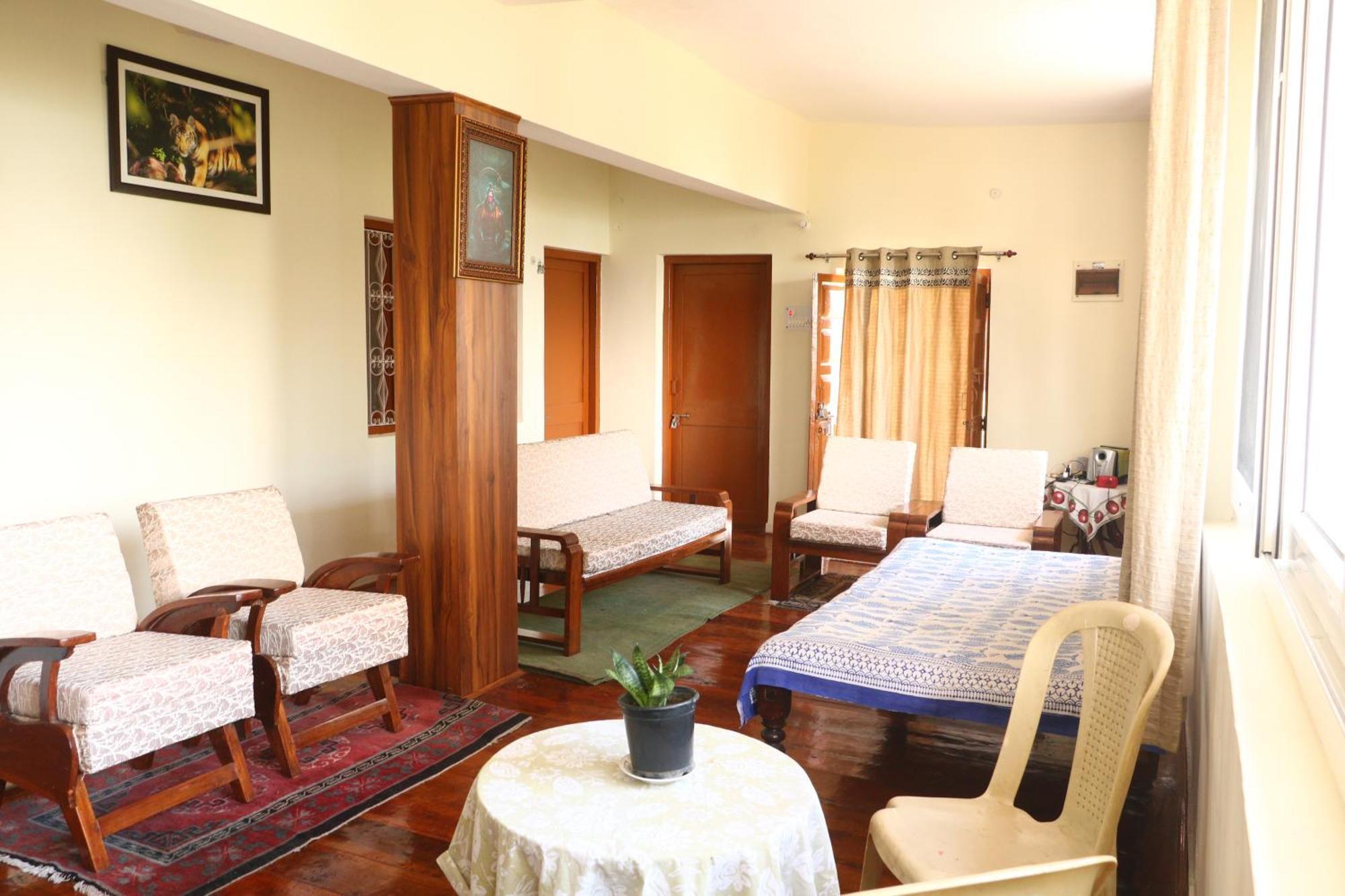 The Deodar Inn Pauri Екстер'єр фото